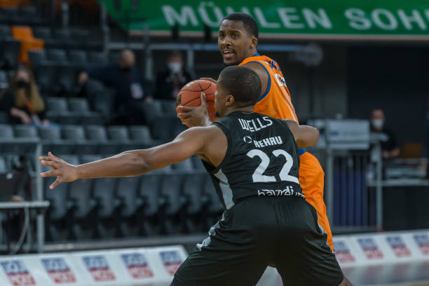 马雷斯卡：换下帕尔默和恩佐有点早，没想到补时有12分钟.